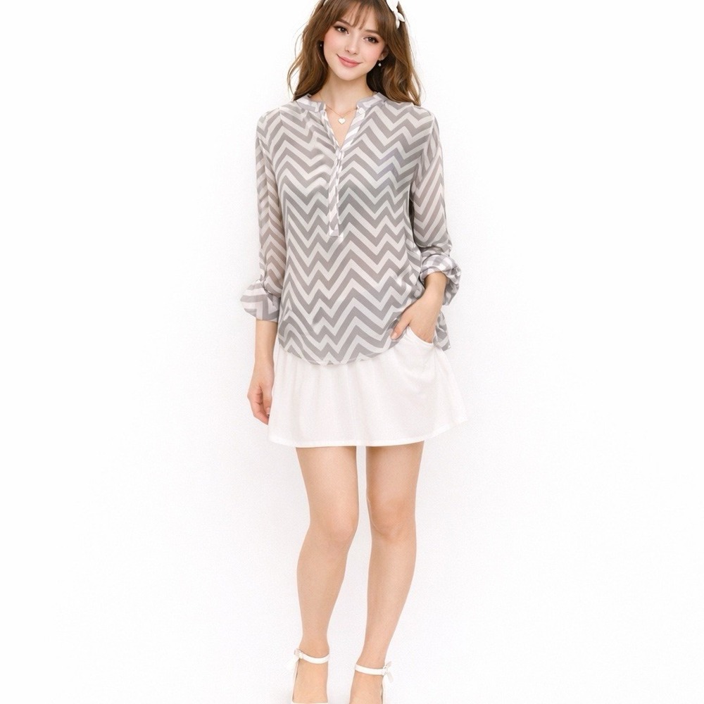 Sheer Chiffon Chevron Blouse XS Henley Top Hi-low Roll Tab Romantic Dainty A.N.A - Picture 12 of 12